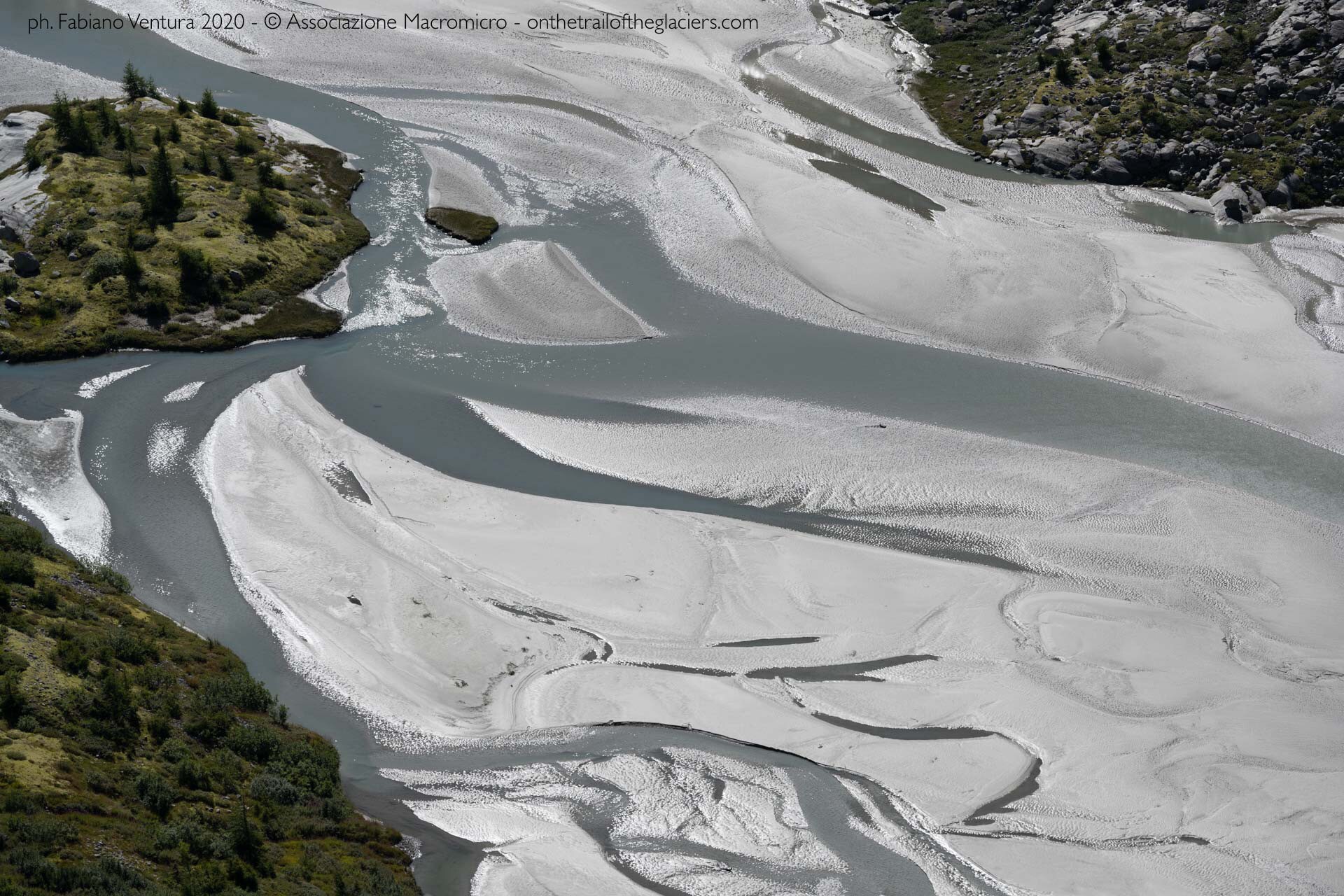 Sulle tracce dei ghiacciai - Alpi 2020 - L’Adamello è in agonia e la regina delle Dolomiti sta perdendo per sempre il suo mantello