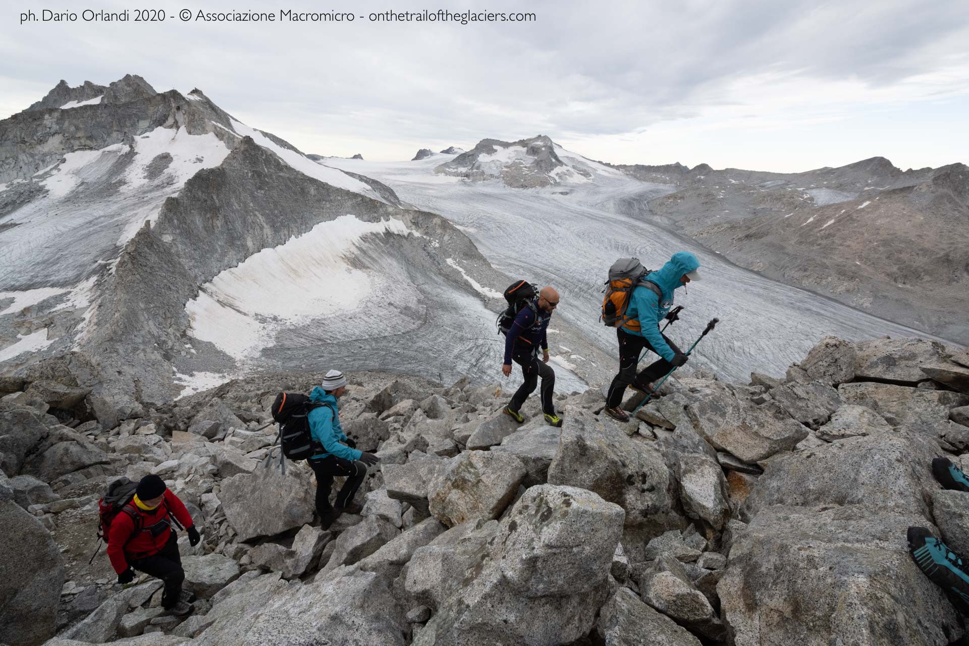 Sulle tracce dei ghiacciai - Alpi 2020 - L’Adamello è in agonia e la regina delle Dolomiti sta perdendo per sempre il suo mantello