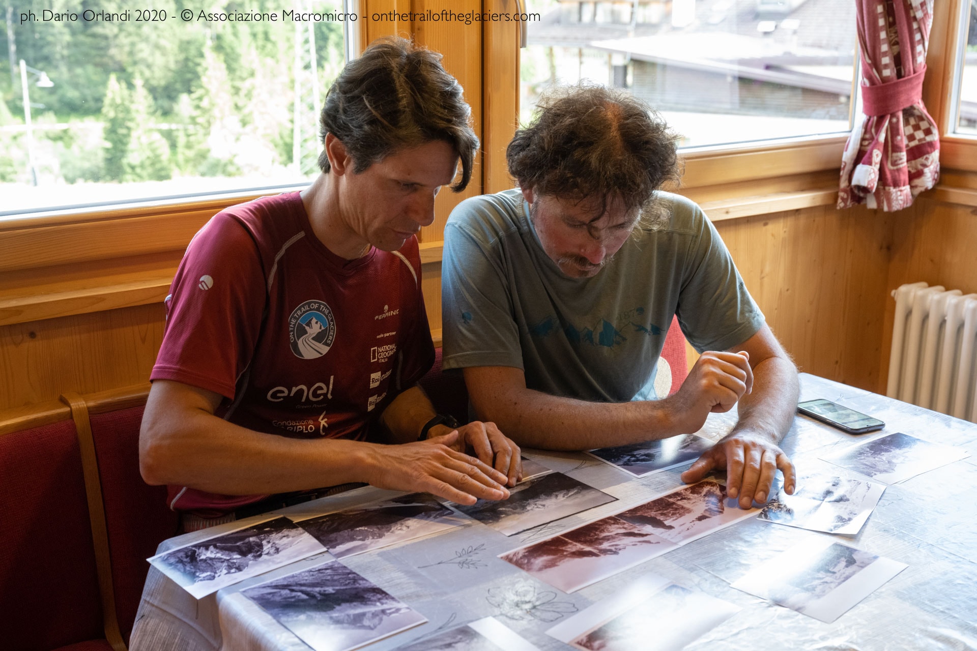 Sulle tracce dei ghiacciai - Alpi 2020 - L’Adamello è in agonia e la regina delle Dolomiti sta perdendo per sempre il suo mantello